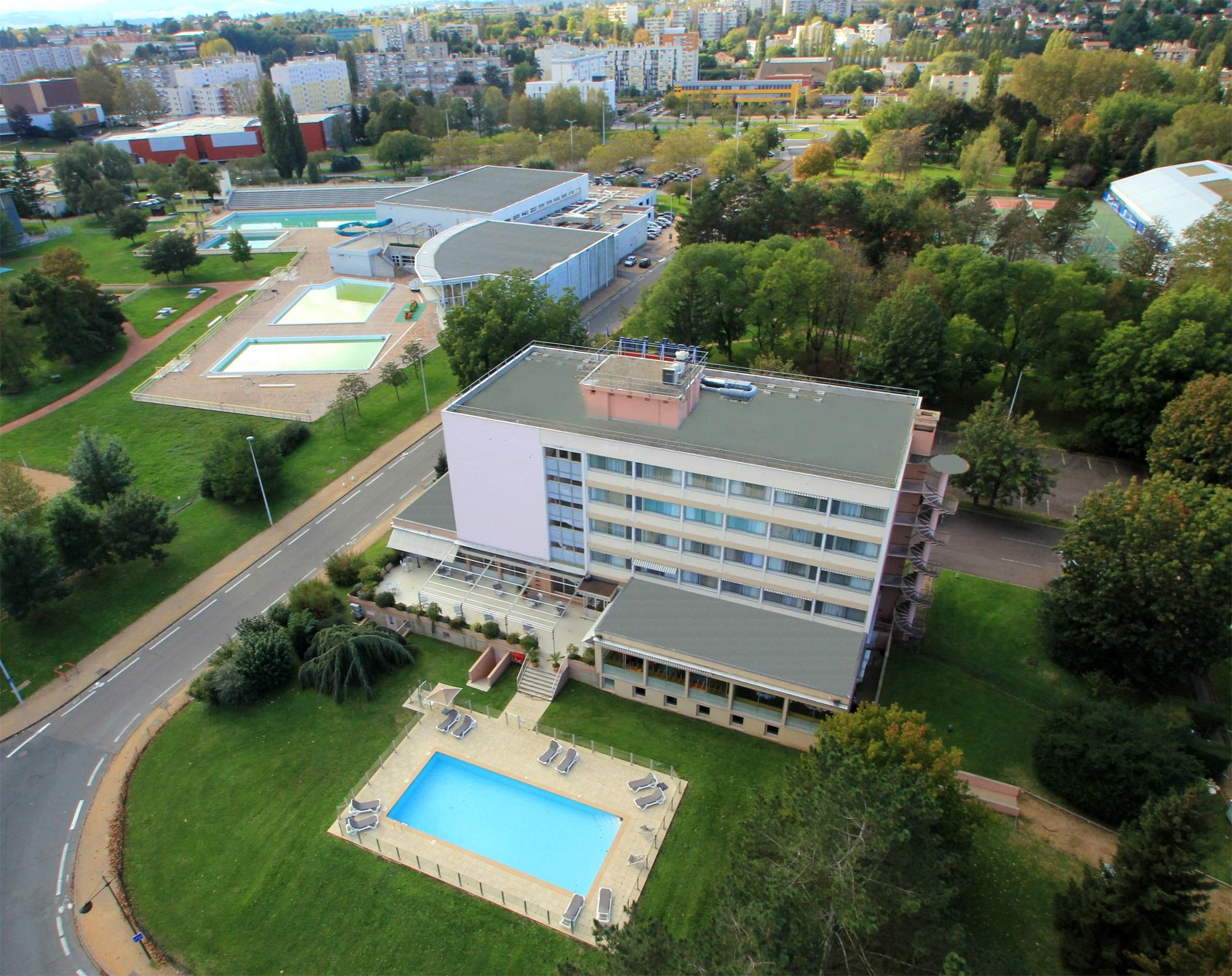 Hôtel Mercure Mâcon Bord de Saône Exterior foto